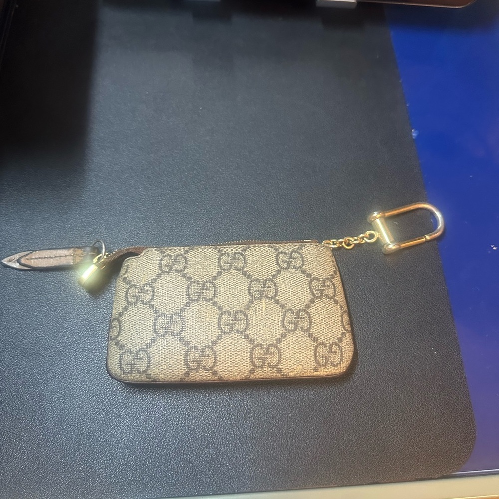 Gucci GG Supreme Brown Key Pouch & Card Holder with GG Monogram - Picture 2 of 4